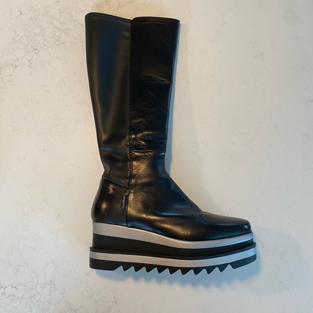 MarcoMoreo Milano leather wedge boots- flat heel